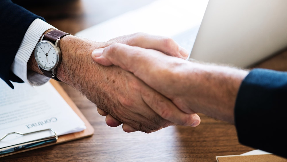 csr-partner-handshake csr-partner-handshake