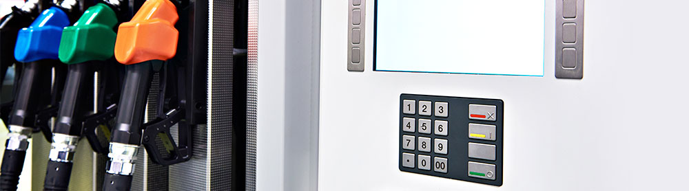 station-service moderne au détail