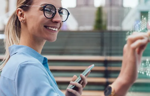 CGI:n tekoälyapuri AIDA on palkka-asiantuntijan apu arjen ongelmatilanteissa